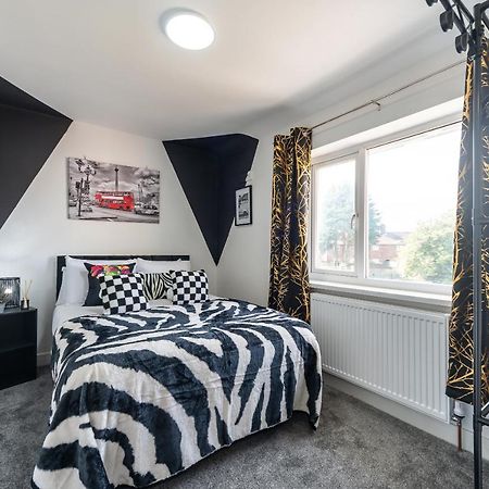 Aseda 4 Bedroom Private Parking, Game Zone -Pool Table, Garden Home Kingston upon Hull Luaran gambar