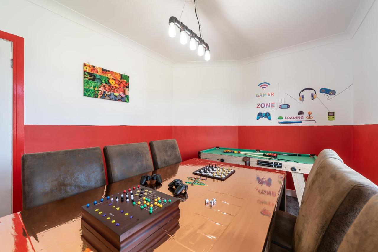 Aseda 4 Bedroom Private Parking, Game Zone -Pool Table, Garden Home Kingston upon Hull Luaran gambar