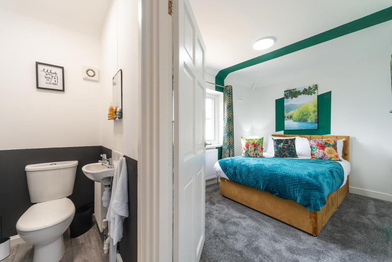 Aseda 4 Bedroom Private Parking, Game Zone -Pool Table, Garden Home Kingston upon Hull Luaran gambar