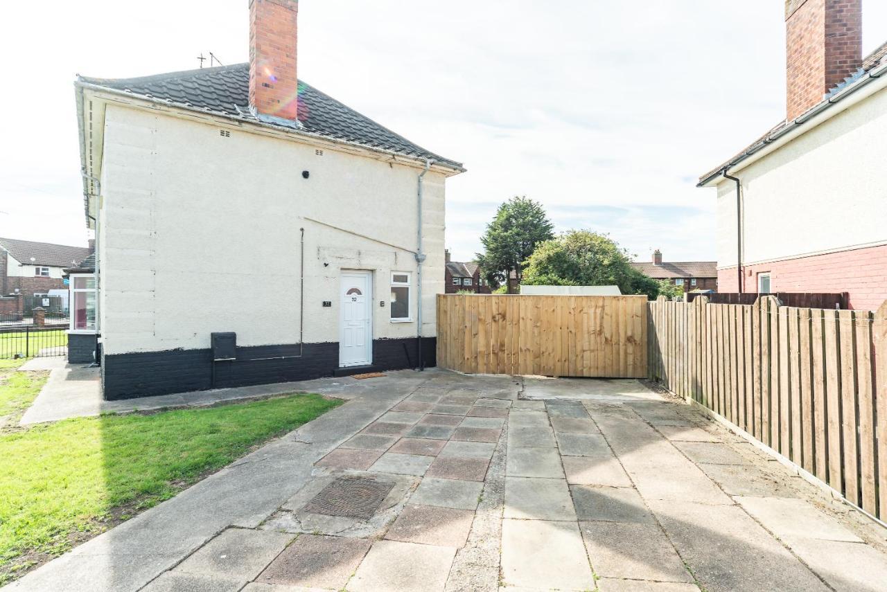 Aseda 4 Bedroom Private Parking, Game Zone -Pool Table, Garden Home Kingston upon Hull Luaran gambar